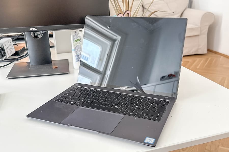 Laptop Huawei, defekt